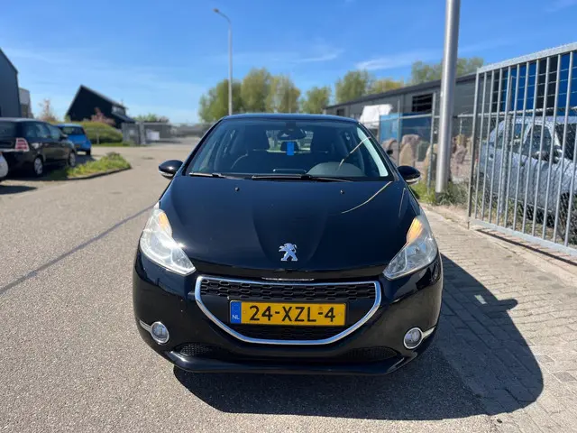 Peugeot 208 2