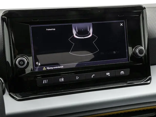 SEAT Arona 1.0 95pk EcoTSI Reference 2024 Benzine 10