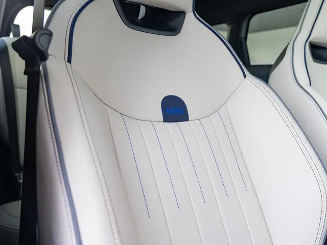 MINI Aceman E 2025 Elektrisch 12