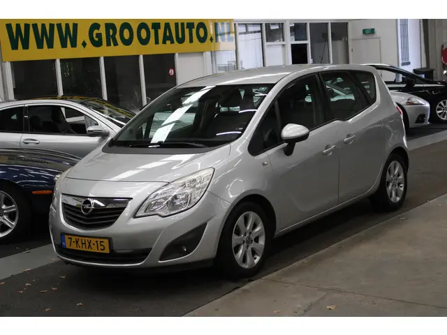 Opel Meriva 1.4 Berlin 2013 Benzine
