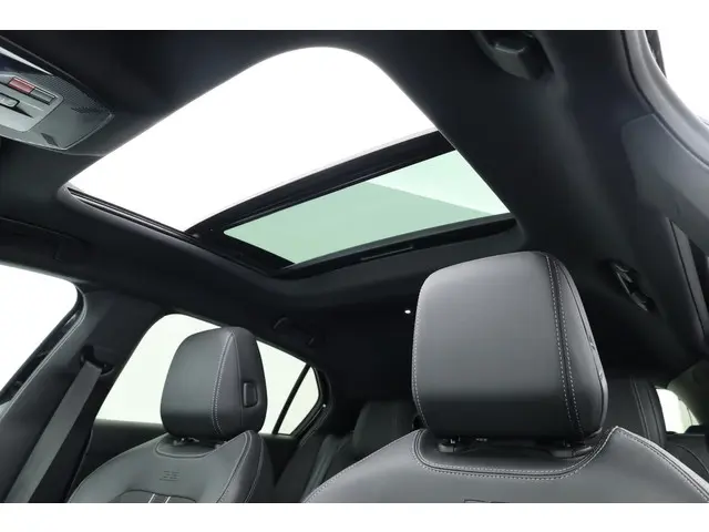 Opel Astra 1.6 Hybrid GS Line 2022 Hybride Benzine 34