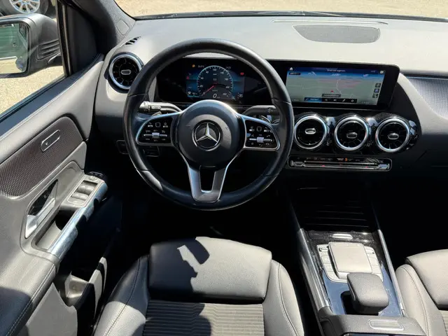 Mercedes-Benz B-Klasse 180 Premium Plus 2020 Benzine 13