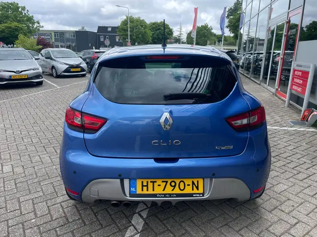 Renault Clio 1.2 GT by Renault Sport 2016 Benzine 26