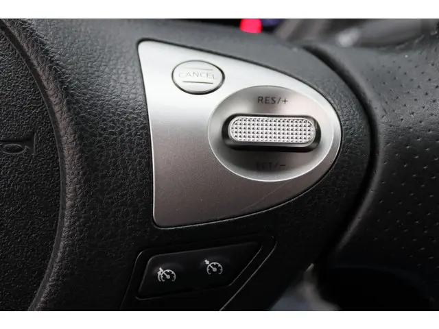 Nissan Juke 1.6 Acenta 2013 Benzine 28