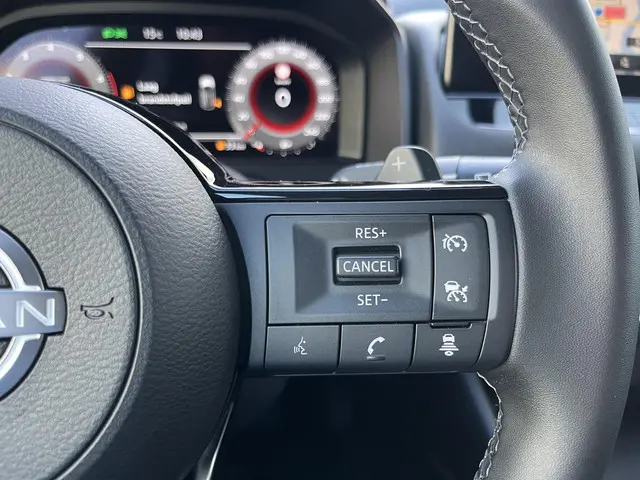 Nissan QASHQAI 1.3 MHEV Xtronic N-Connecta 2024 Benzine 43