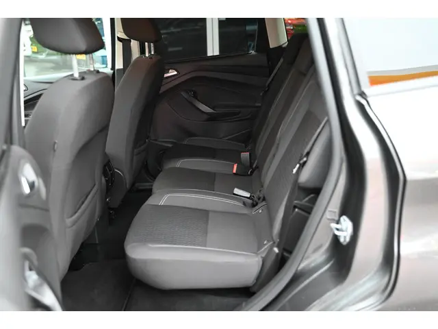 Ford C-MAX 1.0 Trend 2015 Benzine 14