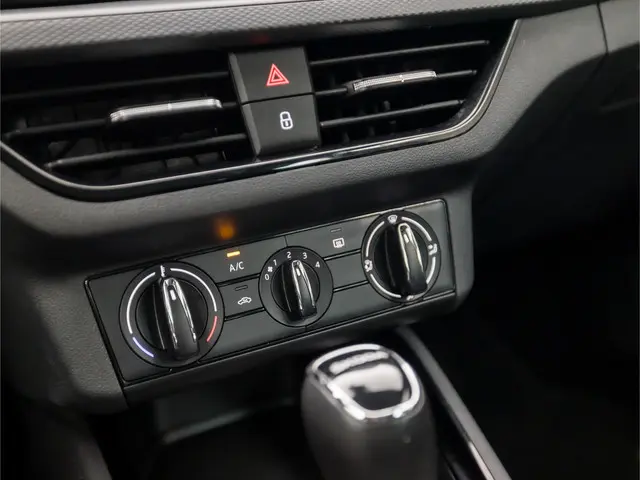 Škoda Kamiq 1.0 TSI Sport 2020 Benzine 9