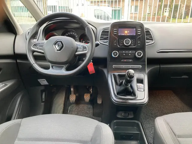 Renault Scénic 1.2 TCe Life 2017 Benzine 8