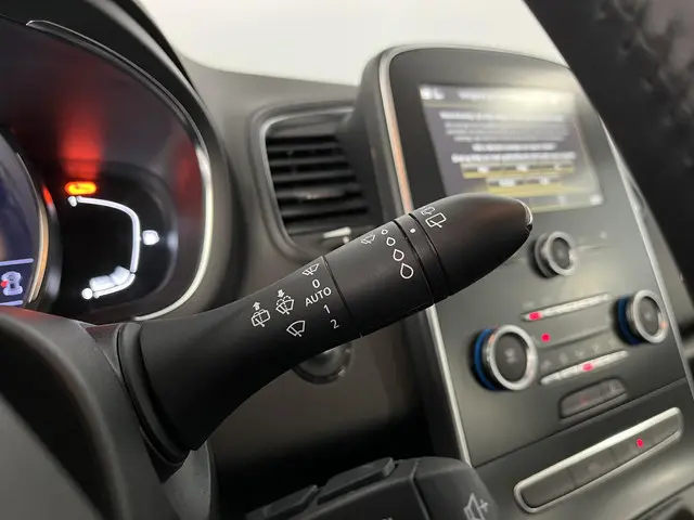Renault Grand Scénic 1.3 TCe Limited 7p. 2019 Benzine 38