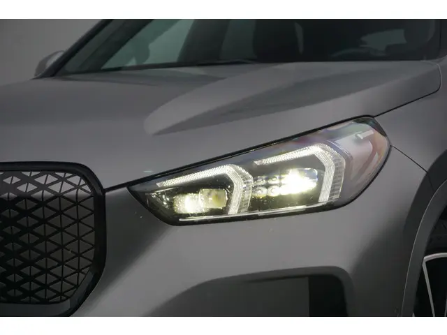 BMW iX1 eDrive20 2024 Elektrisch 6