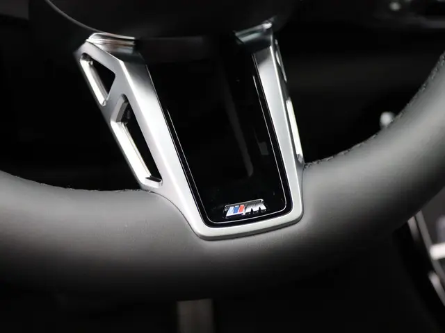 BMW X1 xDrive25e 2025 Hybride Benzine 18