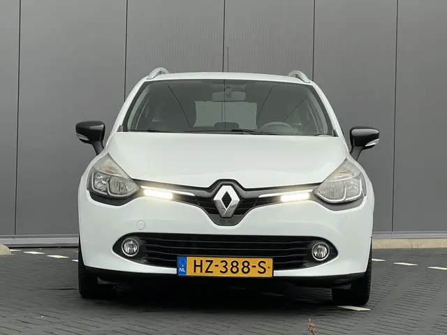 Renault Clio Estate 0.9 TCe Expression 2016 Benzine 9