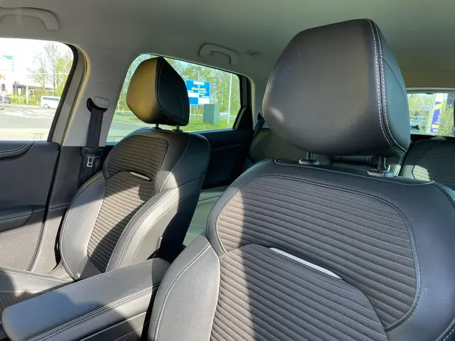 Renault Scénic 1.3 TCe Bose 2018 Benzine 12