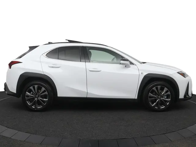 Lexus UX 300h 35th Edition 2026 Hybride Benzine 13