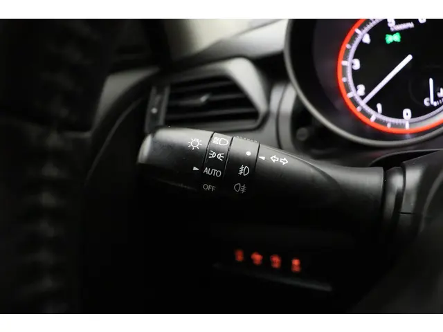 Suzuki Swift 1.0 Stijl Smart Hybrid 2019 Benzine 27
