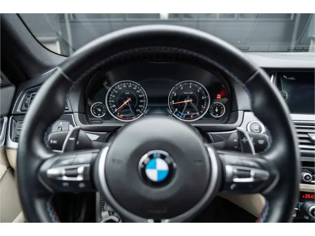 BMW 5 Serie 528i High Executive | 2013 Benzine 20