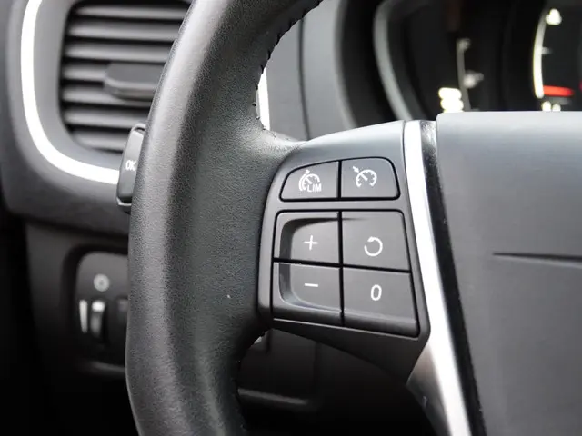 Volvo V40 2.0 T3 Nordic+ 2017 Benzine 28