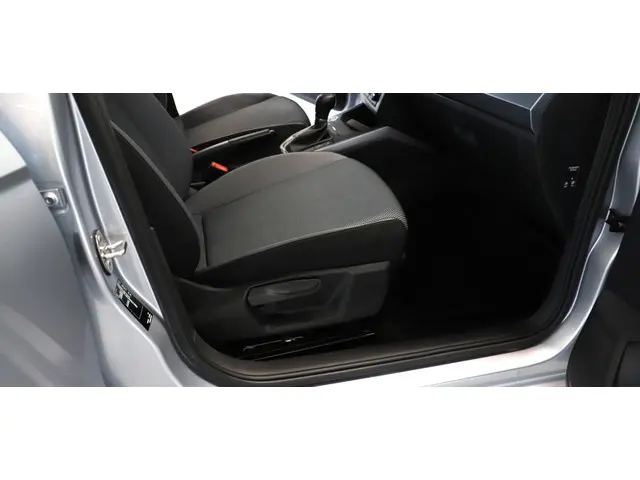 SEAT Arona 1.0 TSI Style Business Intense 2019 Benzine 27