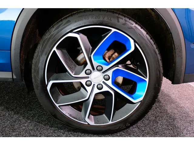 Lynk & Co 01 1.5 2023 Hybride Benzine 32