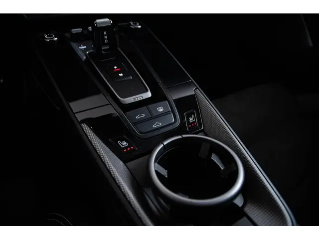 Porsche 911 3.0 Carrera 4 GTS 2022 Benzine 61