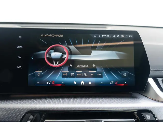 BMW X1 sDrive18i 2025 Benzine 39