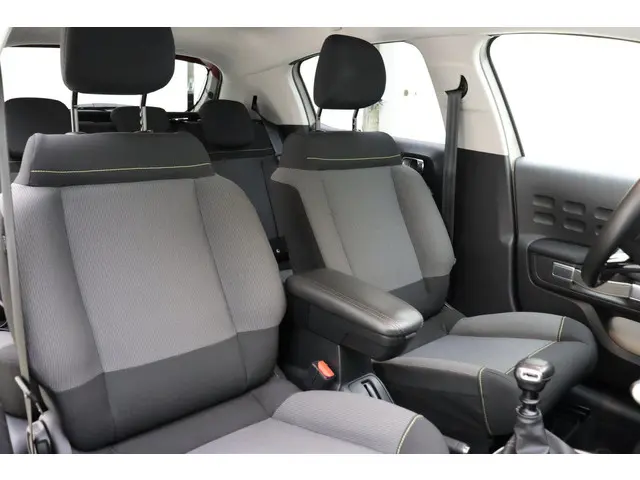 Citroën C3 1.2 PureTech Shine 2021 Benzine 10