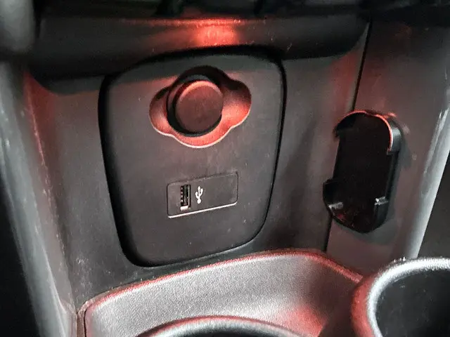 MINI Cooper Cabrio Mini 1.5 Pepper AUTOM. 2020 Benzine 33