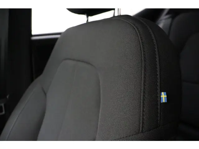Volvo XC40 Recharge Core 70 kWh 2022 Elektrisch 29