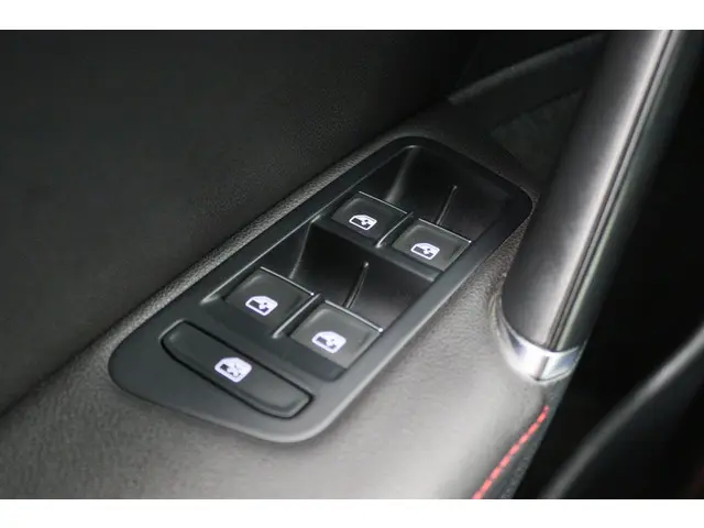 Volkswagen Golf 2.0 TSI GTI Performance 2014 Benzine 33