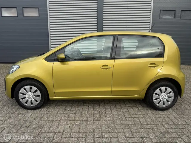 Volkswagen up! 1.0 BMT high up! 2017 Benzine 6