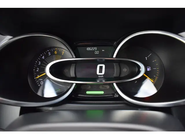 Renault Clio 0.9 TCE Expression 2015 Benzine 15