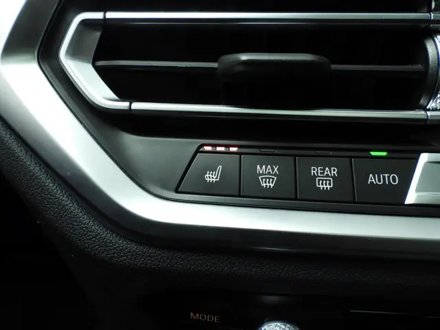 BMW 3 Serie Touring 330i xDrive 2022 Benzine 27