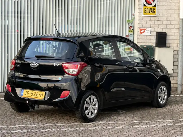 Hyundai i10 1.0i i-Motion Comfort 2016 Benzine 23