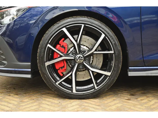 Volkswagen Golf 2.0 TSI GTI 2022 Benzine 4