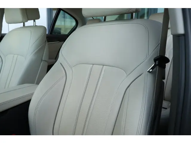 BMW 5 Serie 520d High Executive 2017 Diesel 9