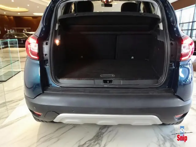 Renault Captur 1.2 TCe Intens automaat. 2017 Benzine 12