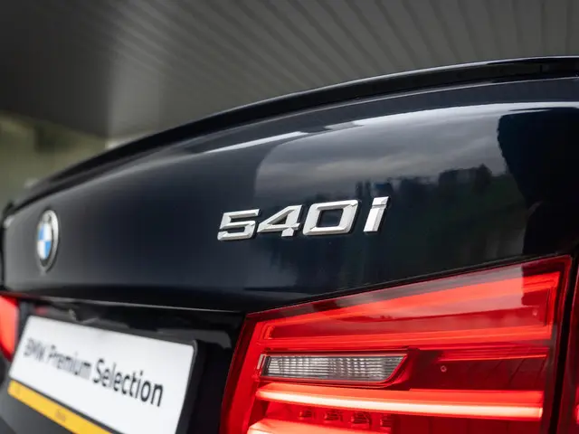 BMW 5 Serie Sedan 540i xDrive 2019 Benzine 21