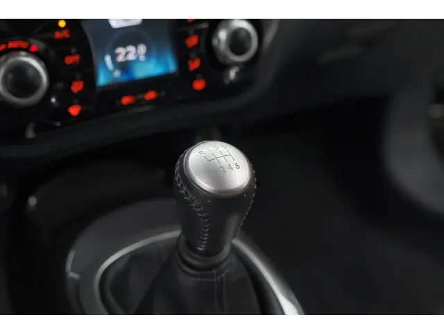 Nissan Juke DIG-T 116 N-Connecta 2019 Benzine 42