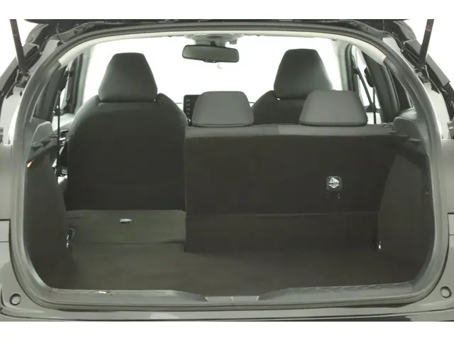 Toyota C-HR 2.0 Hybrid Dynamic 2021 Hybride Benzine 25