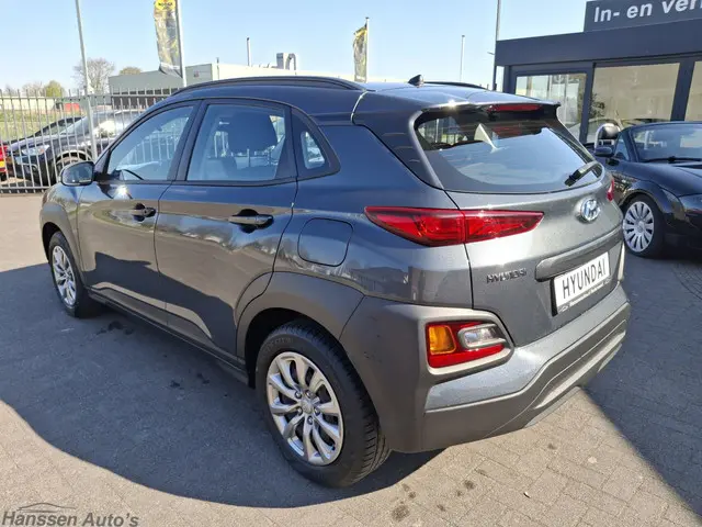 Hyundai Kona 3