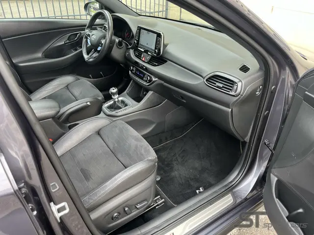 Hyundai i30 2.0 T-GDI N2 Performance|Pano 2018 Benzine 13