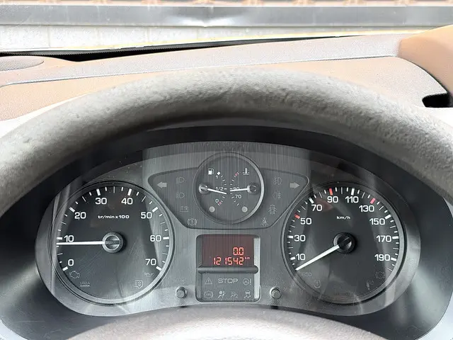 Peugeot Partner 120 1.6 HDi 75 L1 XR 2016 Diesel 13
