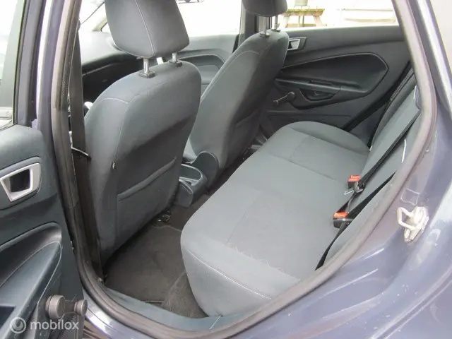 Ford Fiesta 1.25 2012 Benzine 6