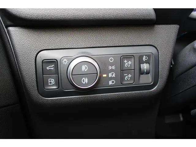 Ford Kuga 2.5 PHEV ST-Line X 2023 Hybride Benzine 26