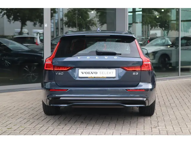Volvo V60 2.0 B3 Plus Dark 2024 Benzine 8