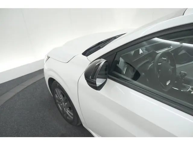 Peugeot 208 PureTech 100 EAT8 Allure Pack 2022 Benzine 19
