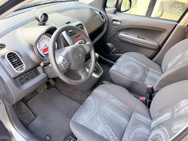 Opel Agila 1.2 Edition STYLE 2013 Benzine 4