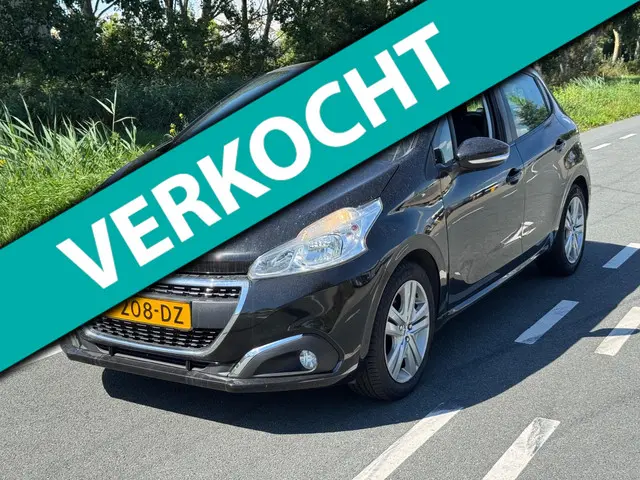 Peugeot 208 1.2 PureTech Signature / AIRCO 2019 Benzine