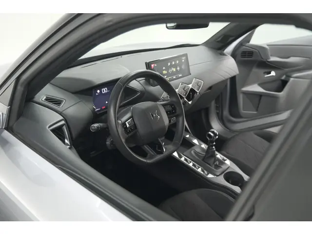 DS DS 3 Crossback PureTech 100 Montmartre 2022 Benzine 2