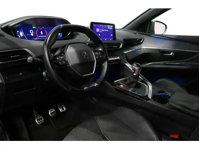 Peugeot 3008 1.2 PureTech GT Line 2016 Benzine 6